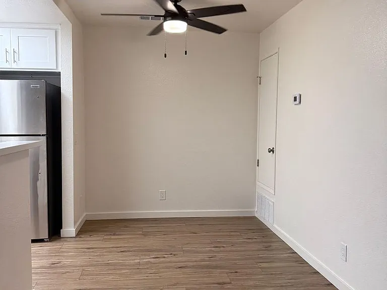 28465 Felix Valdez Ave — Photo 5