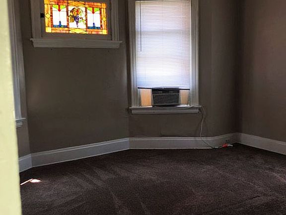 3rd image of 2319 Rohs St