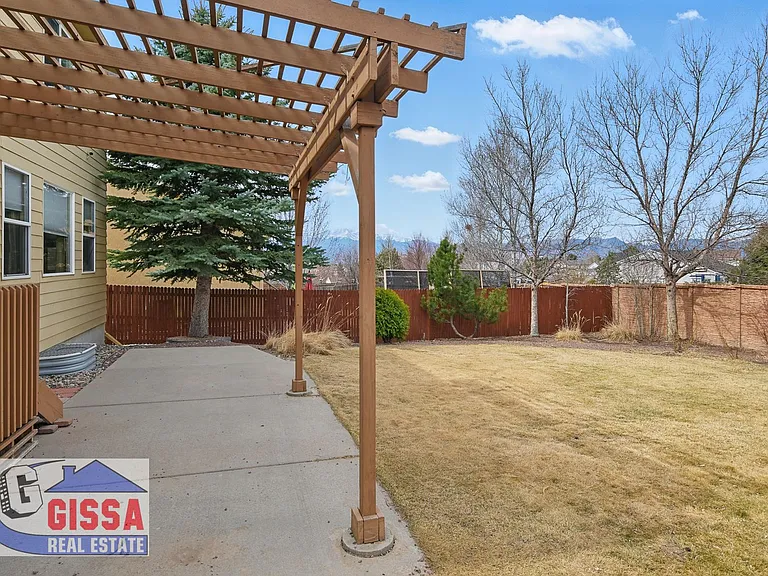 5532 Mountain Garland Dr — Photo 6