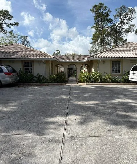 1046 Goldenrod Rd #1048 — Photo 1