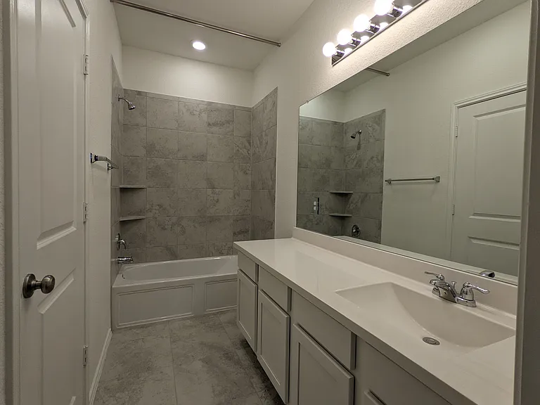 100 Montauk Loop — Photo 10