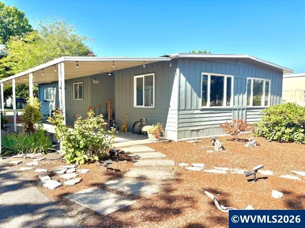 1935 Icabod St NE, Salem, OR 97305