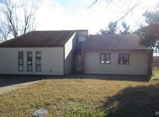 1309 Shelby Dr, Sikeston, MO 63801