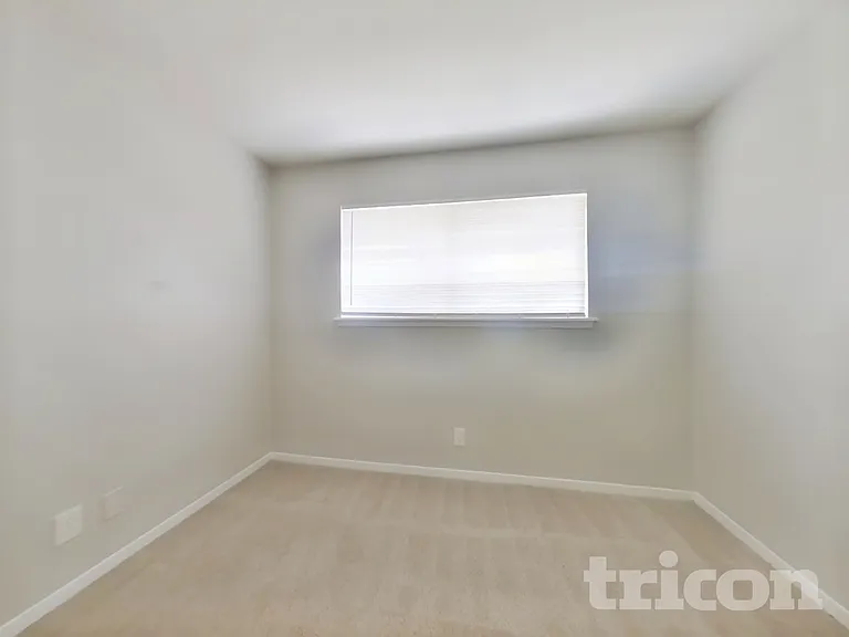 24122 Spring Mill Ln — Photo 13