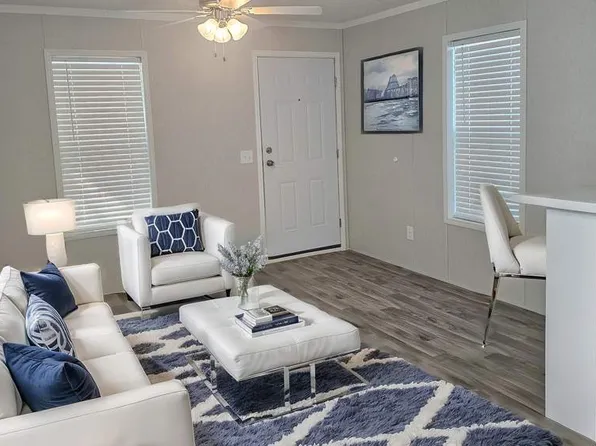 4 Clay Dr #4CL, Newport News, VA 23606