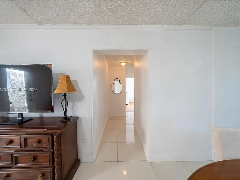 1678 SW 11th St #1 — Photo 12