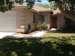 1464 Lake Placid Dr, San Bernardino, CA 92407