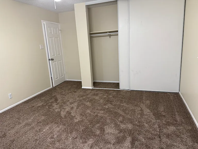8351 Longhorn Ridge Dr — Photo 10