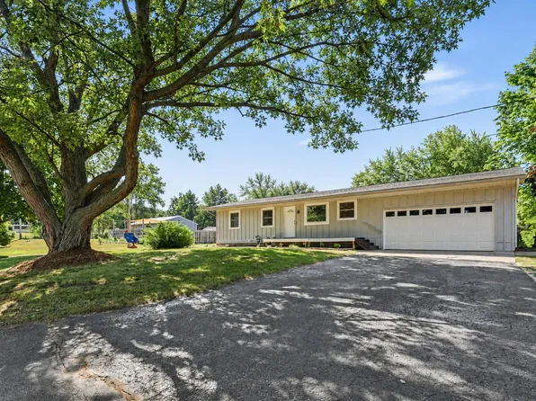 14370 Forteen Mile Rd NE, Greenville, MI 48838