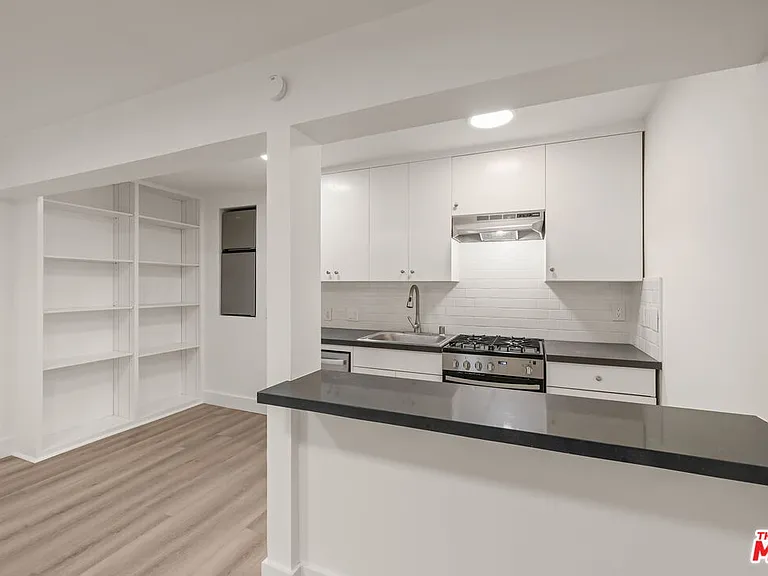 6821 E Ocean Blvd #1/2 — Photo 12