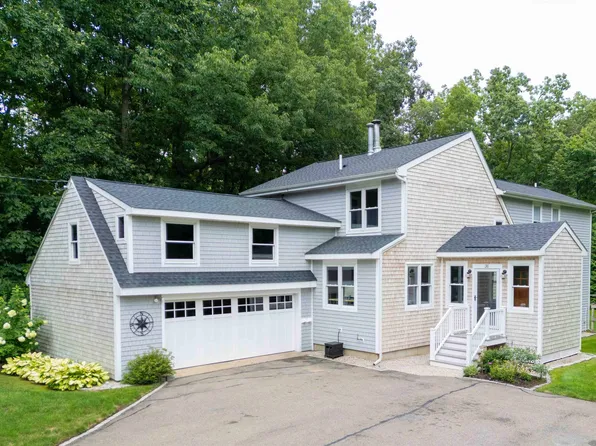 31 Water's Edge Road, Greenland, NH 03840