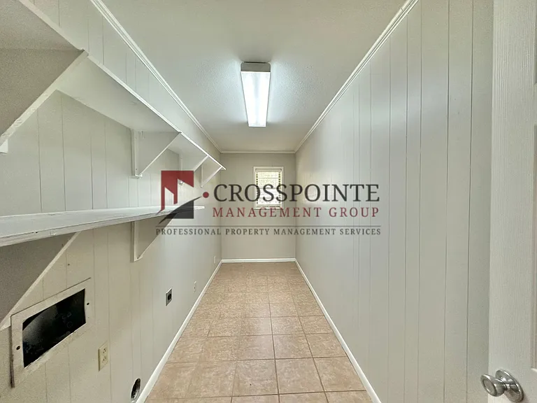 2448 Holly Ln — Photo 21