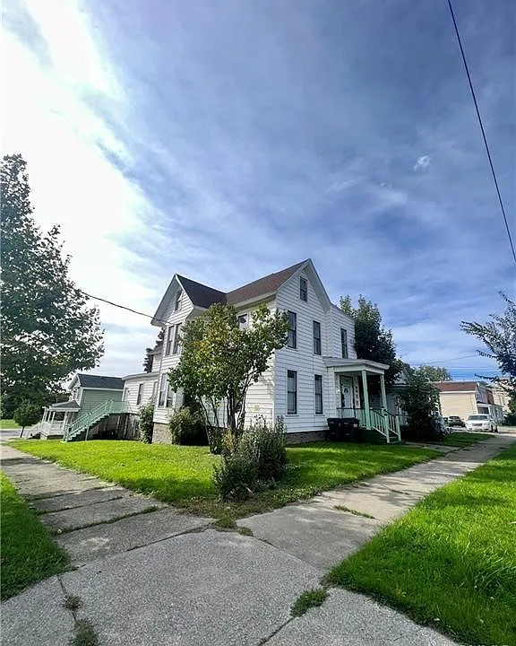 146 E 2nd St #5