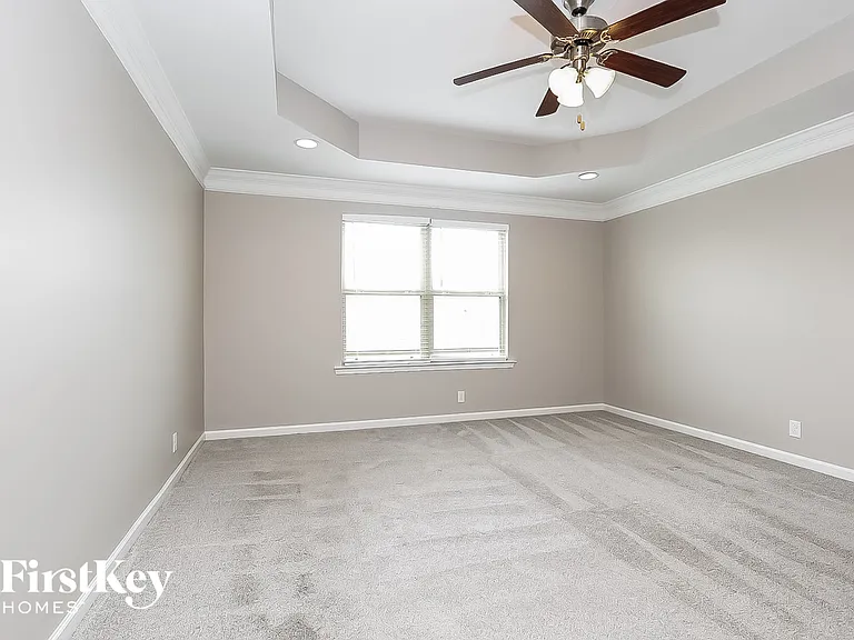 3241 Mapleside Ln — Photo 6