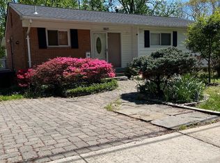 9807 Arbor Hill Dr, Silver Spring, MD 20903