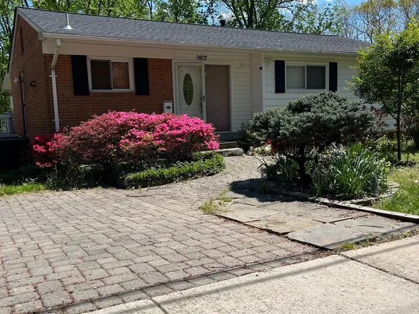 9807 Arbor Hill Dr, Silver Spring, MD 20903
