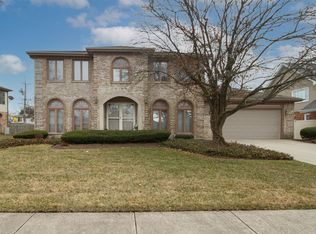8641 Sunshine Ln, Orland Park, IL