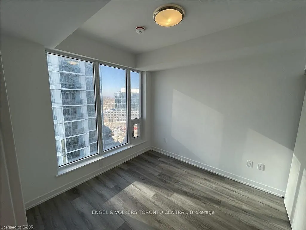1 bed, $2,000 — Photo 4