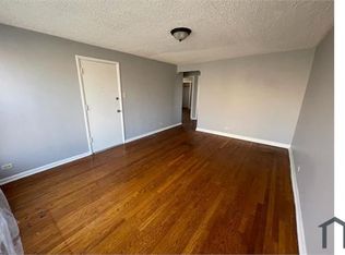 7300 S Sacramento Ave #1, Chicago, IL 60629