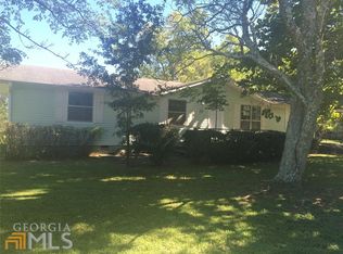 33 Skyland Dr W, Locust Grove, GA 30248