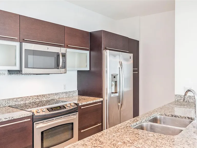 951 Brickell Ave #3706 — Photo 3