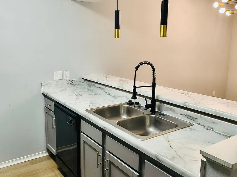 Teal Run Apartments — Photo 10