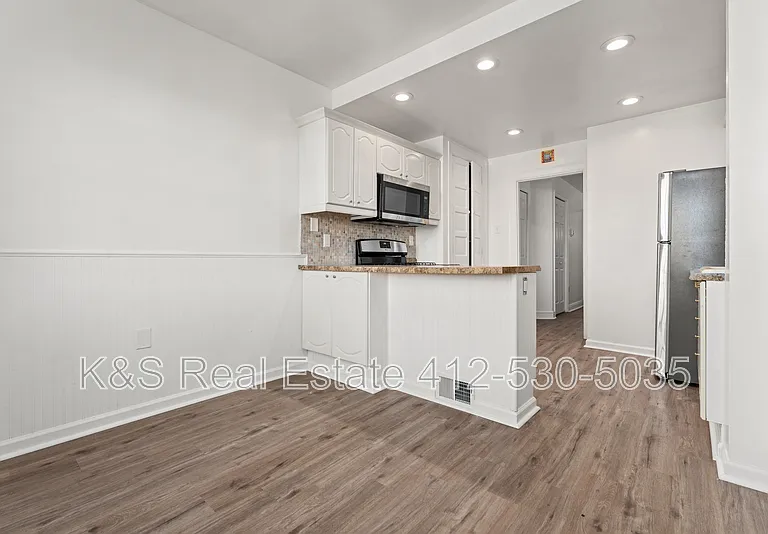 1043 Mount Oliver St — Photo 16