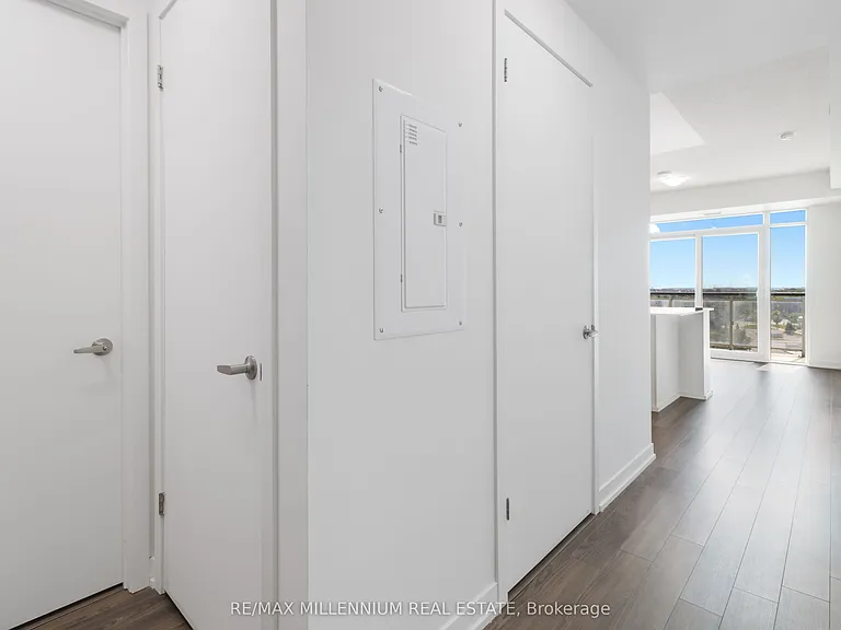2560 Eglinton Ave W #609 — Photo 14