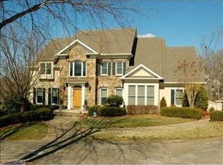 505 Boxthorne Ct, Winston Salem, NC 27106