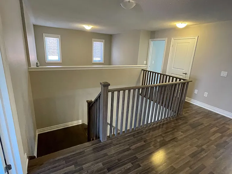 8 N Jericho Ave — Photo 7