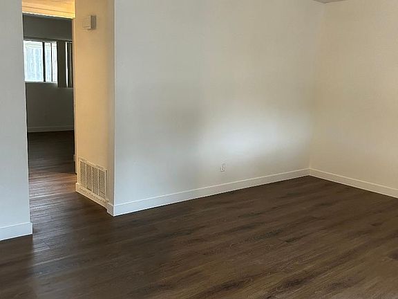 2nd image of 444 Calle Fortuna