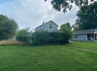606 E Myrtle St, Mason City, IL 62664