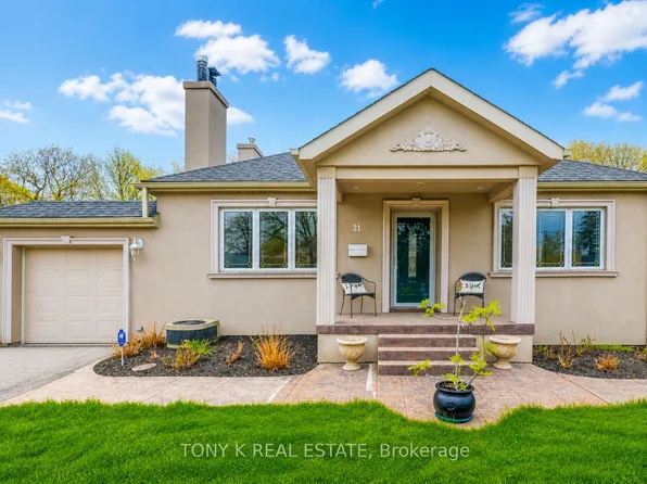 21 Martindale Rd, Toronto, ON M1M 2B8