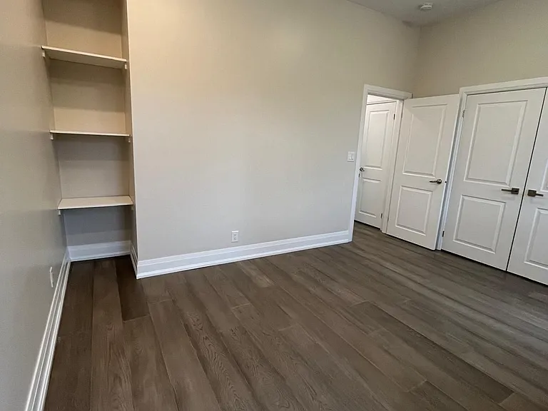 213 Osler St #2 — Photo 17