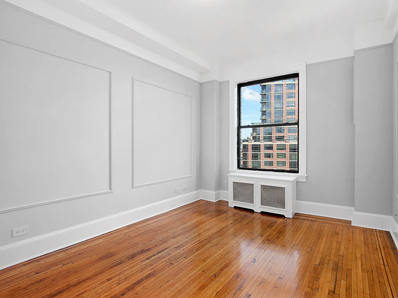 949 West End Avenue — Photo 4