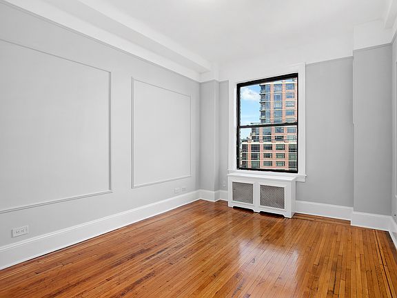 4th image of 949 W End Ave APT 12B