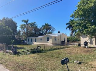 3573 Airport Rd, Pahokee, FL 33476