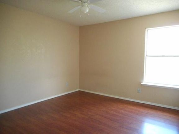 3rd image of 6420 Longmont Trail
