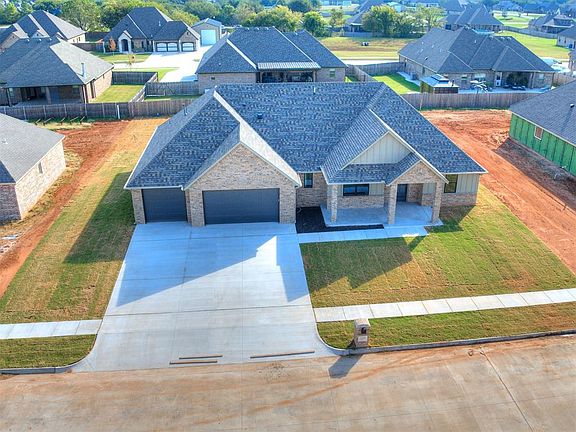 4th image of 1120 Jozie Way
