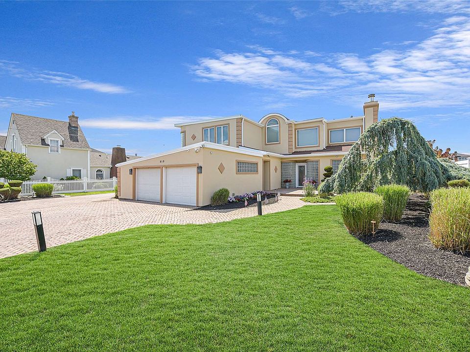 213 W Shore Drive, Massapequa, NY 11758 Zillow