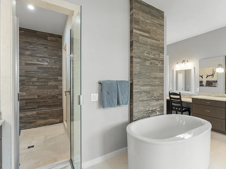 9720 Covent Garden Dr — Photo 36