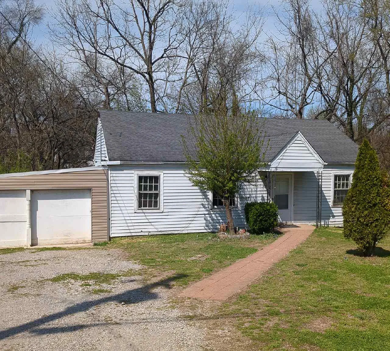 1983 Lavergne Court - 1 — Photo 1