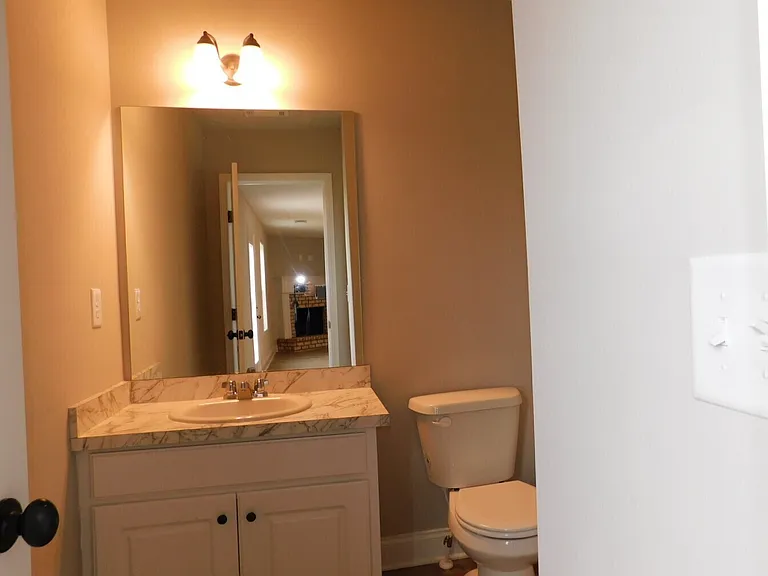 2214 Savannah Dr — Photo 18