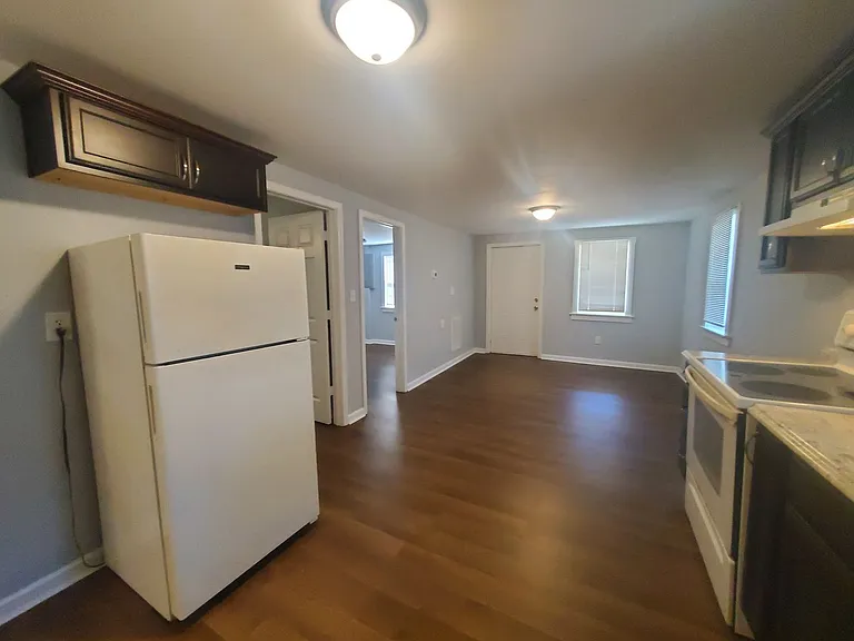 1517 Pierce St — Photo 4