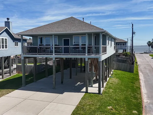 1300 Menard Ave, Seabrook, TX 77586