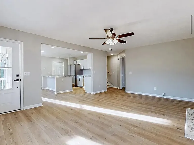 206 Moorhill Ave — Photo 15