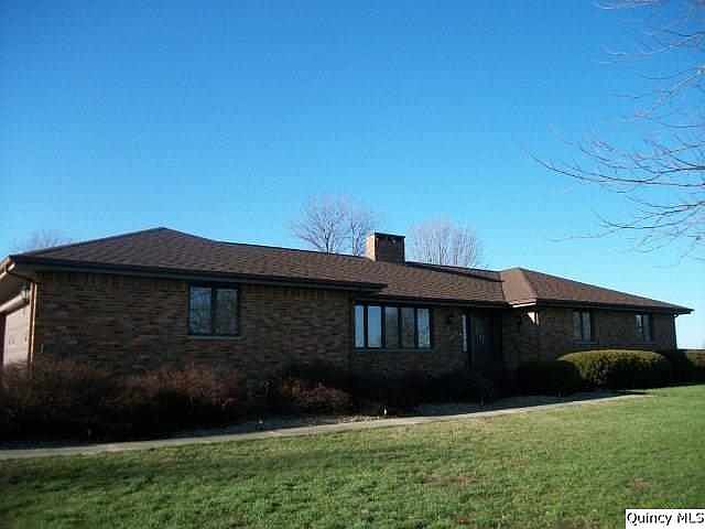 Home for Sale in Ursa, IL $215,000