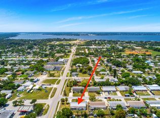 2395 NE Rustic Pl, Jensen Beach, FL 34957