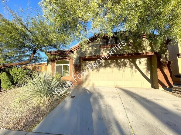8721 N Black Pine Dr, Tucson, AZ 85743