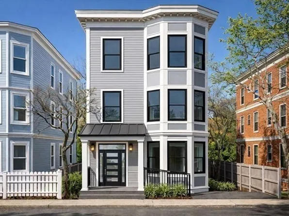 5 Glenburne St #2, Dorchester, MA 02121